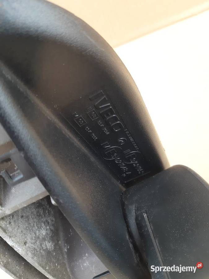 IVECO EUROCARGO TRAKKER LUSTERKO ZEWNĘTRZNE LEWE sprzedam