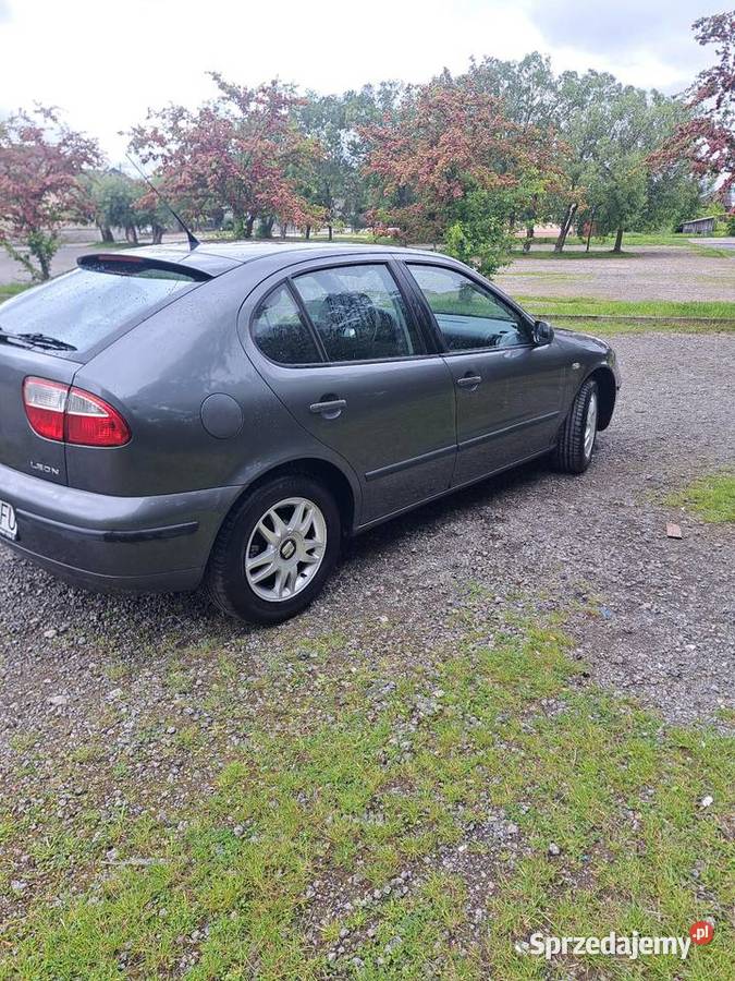Seat Leon 16 Lpg 2002 długie opłaty sprawna lubelskie Lubartów