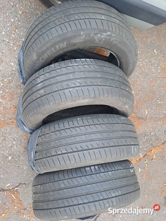 Michelin Primacy 3 22555 R16