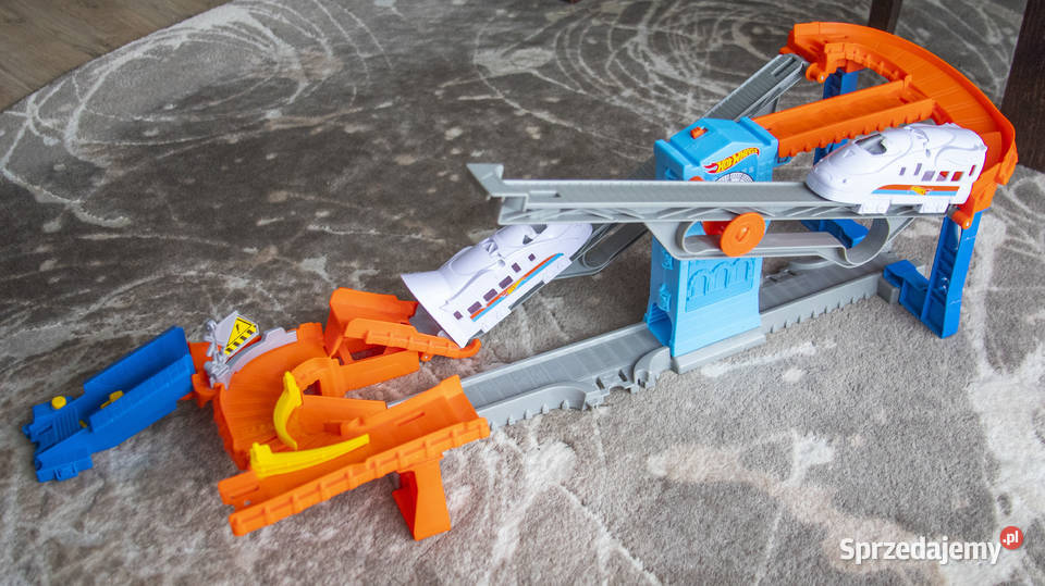 Tor Hot Wheels Odjazdowy Pociąg GRW38 Gdańsk