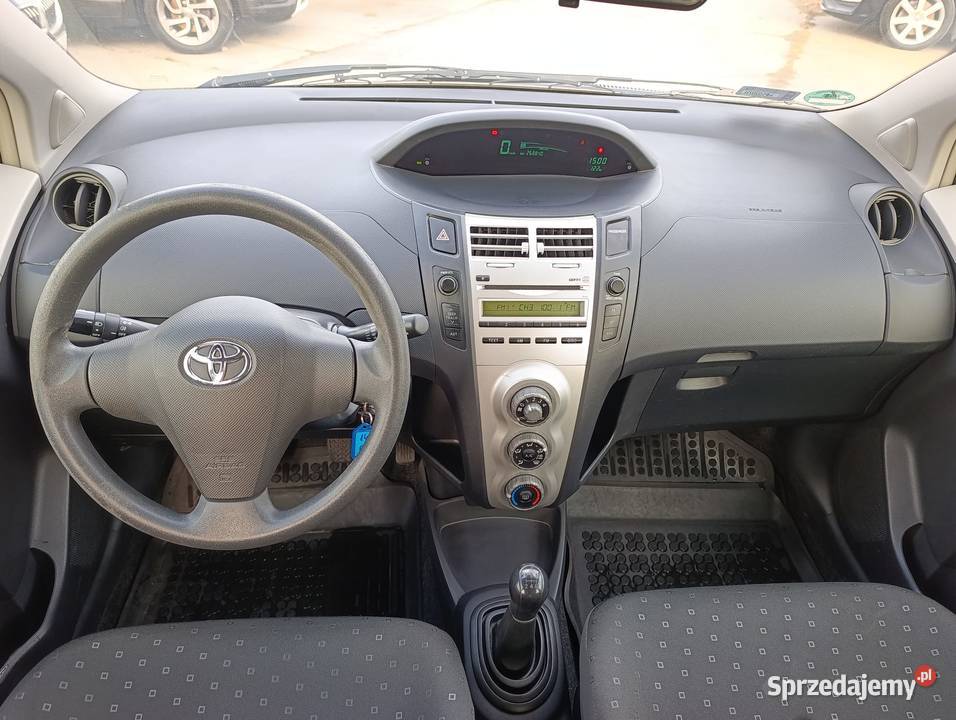 100Bezwypadkowy 13 Klimatyzacja 5d nowe opony Yaris Warszawa