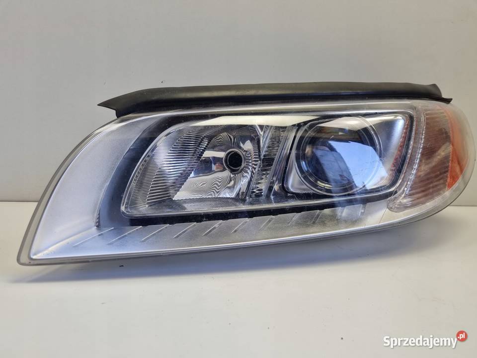 LEWA LEWY Volvo V70 III XC70 PRZEDNIA LAMPA Rudka
