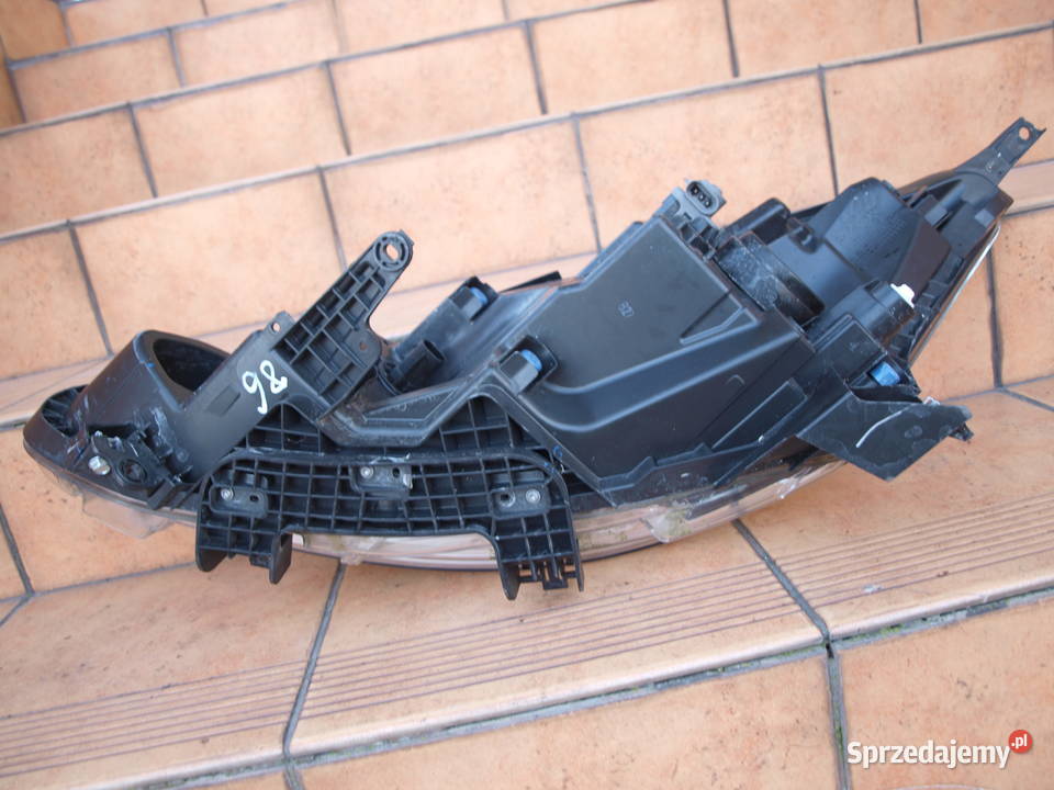 Nissan E NV200 ENV200 lampa prawa przód zwykła Kalisz