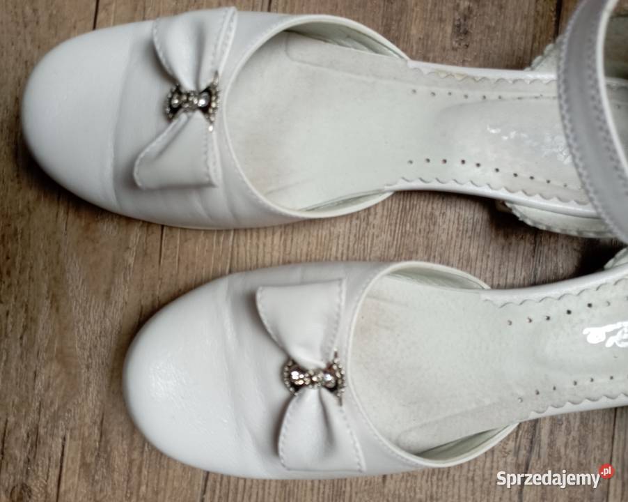 Buty komunijne do komunii lakierki 35 rozmiar Zbylitowska Góra