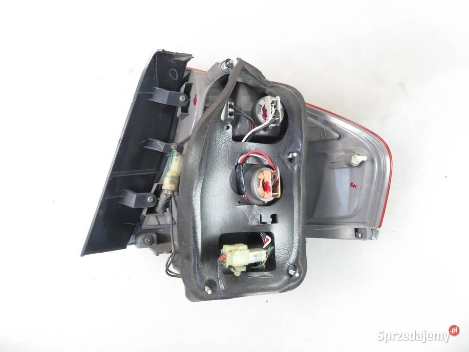 LAMPA LEWA TYLNA SUBARU LEGACY IV BL 2008