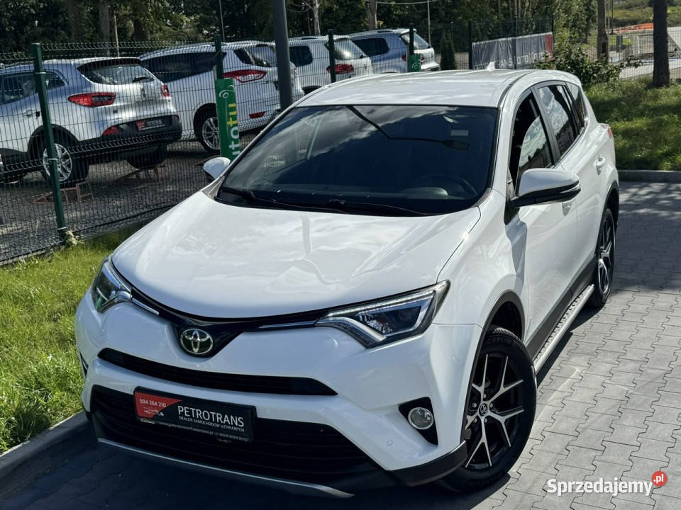 Toyota RAV4 20 D4D 143 FULL LED Nawigacja Kamera manualna Mrągowo