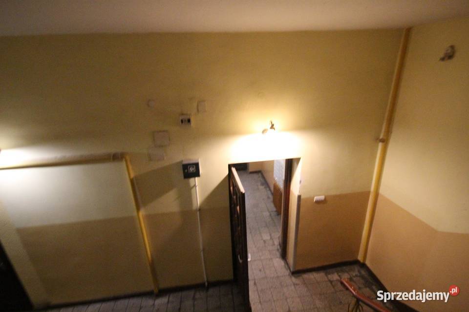 1 pokój 20 metrów Rynek Wrocław 3 piętra i więcej sprzedam