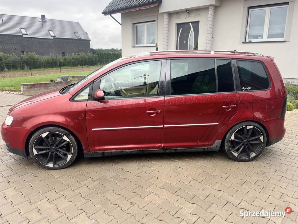 VW Touran 20 FSI benzyna 2006 r Touran Uniejowice