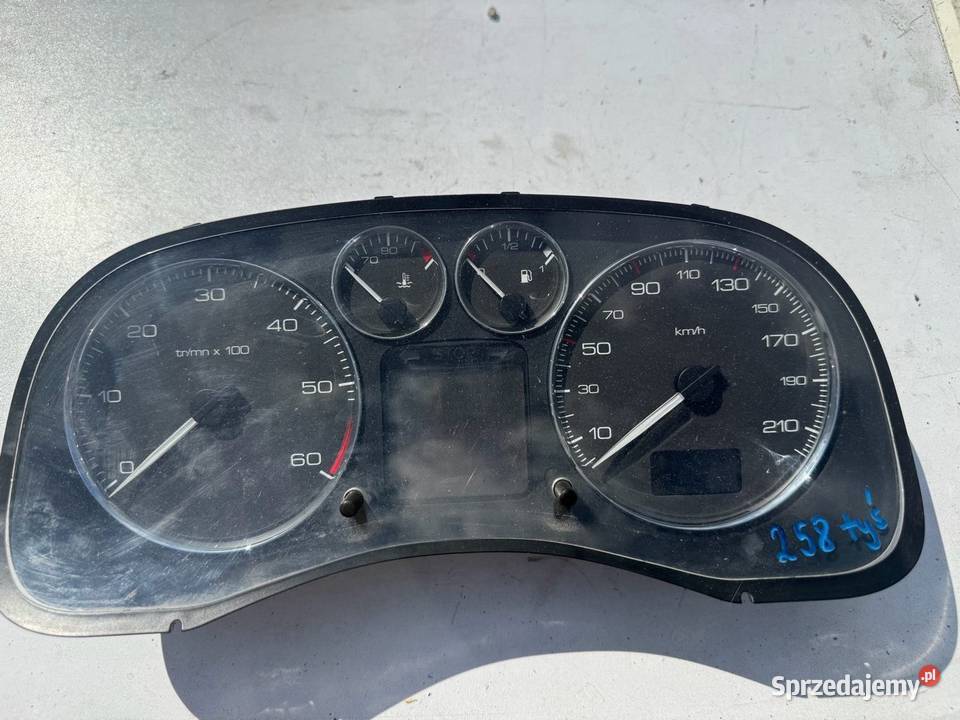 Licznik zegary Peugeot 307 lift 16 Hdi 2006r Ostrów Wielkopolski