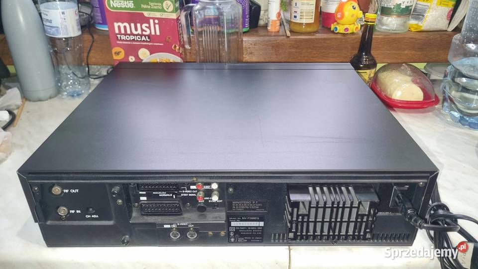 Magnetowid SVHS Panasonic NVFS88 Super VHS łódzkie Warta