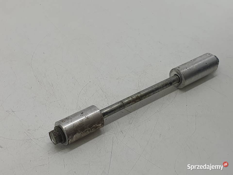 SRUBA OSKA TULEJKA HONDA CB 650F