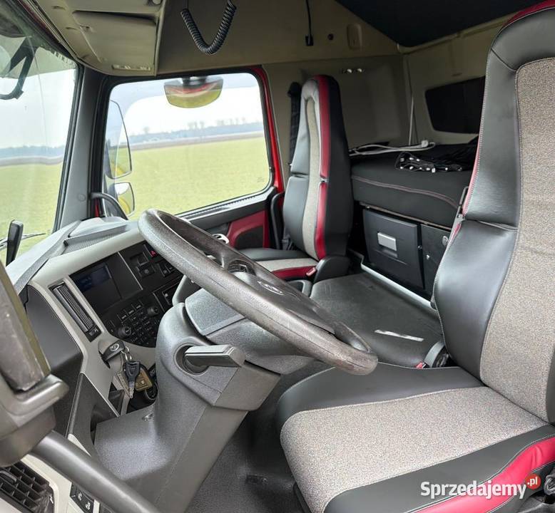 Wywrotka do zboza z przyczepą Volvo 12000cm3 Warszawa