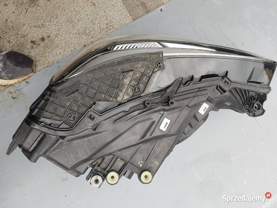 Lampa lewy przód audi Q3 2021r Raciborowice Dolne