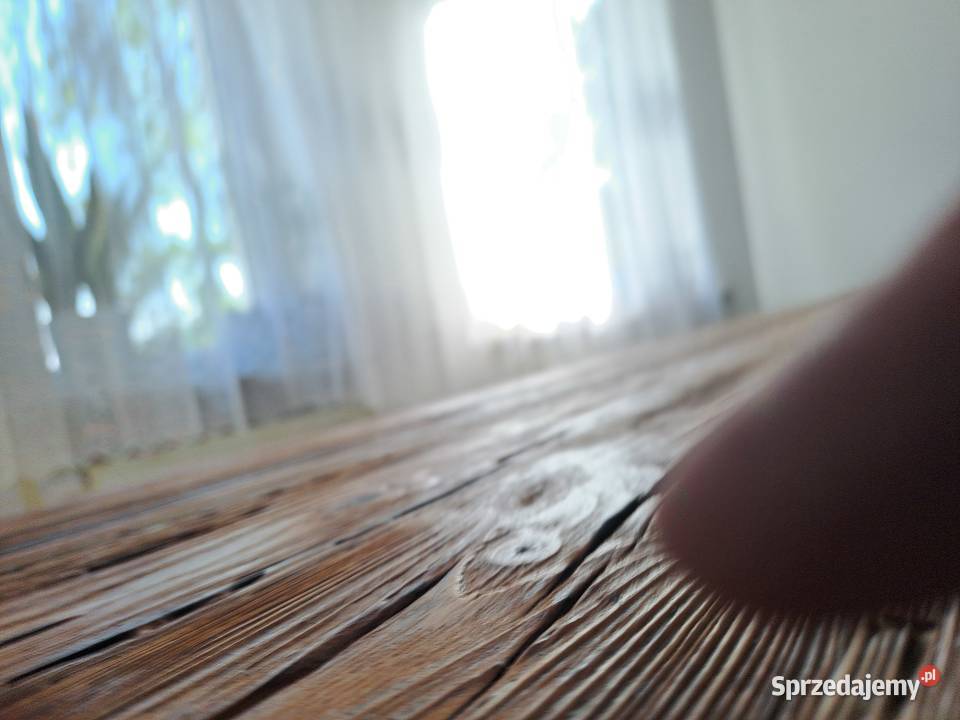 Stół do jadalni z starego drewna
