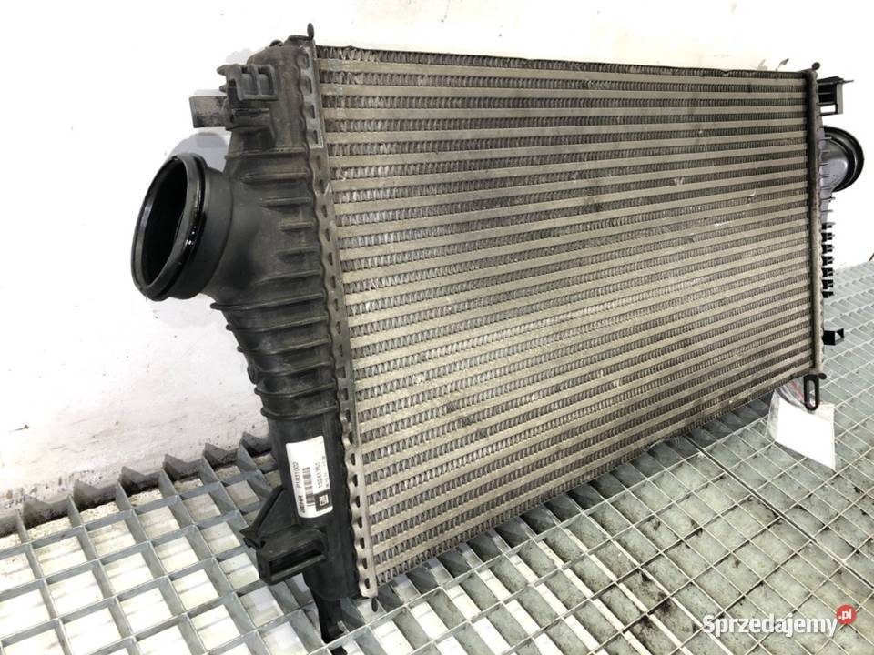 INTERCOOLER OPEL INSIGNIA A 13241751 20 160 0817 sprzedam