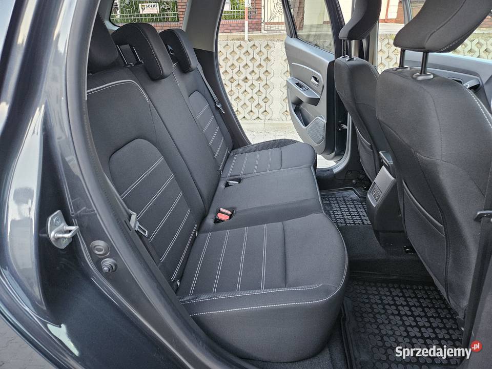 Dacia Duster 2023 10 LPG wyposażenie salon Duster