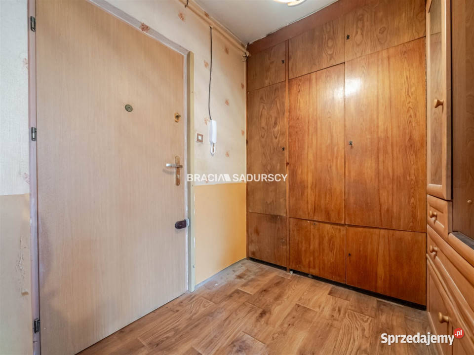 sprzedaży mieszkania Kraków 5554 metry 3 pokoje sprzedam