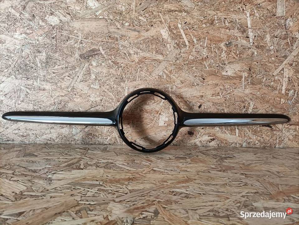 MERCEDES AKLASA W177 RAMKA ATRAPA GRILL LISTWA osobowe Pleszew