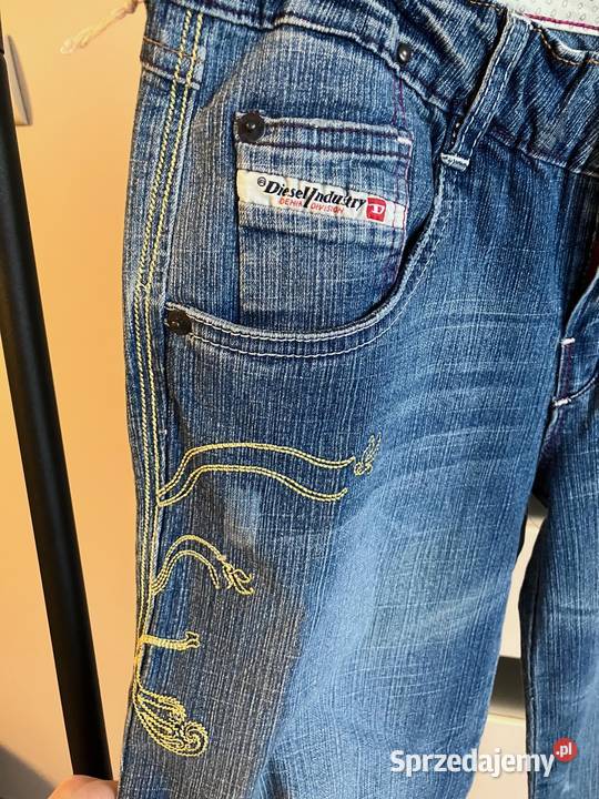 Nowe damskie jeansy spodnie Diesel Jeans hafty Długie Rzeszów