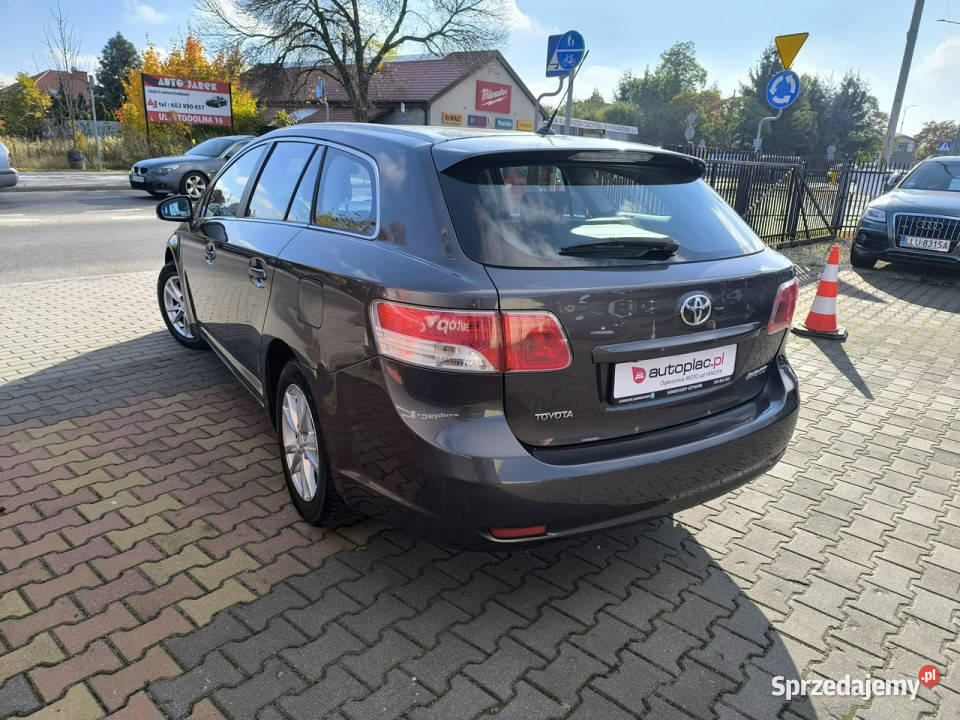 Toyota Avensis 18 VVTi 147 Klimatronic Navi elektryczne lusterka Łuków