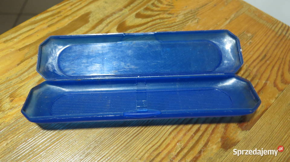 Plastikowe etui do przechowywania ołówków chyba małopolskie Kraków