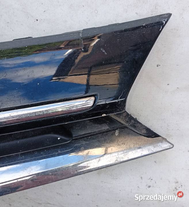 Renault Captur I atrapa grill zderzaka Przeźmierowo sprzedam