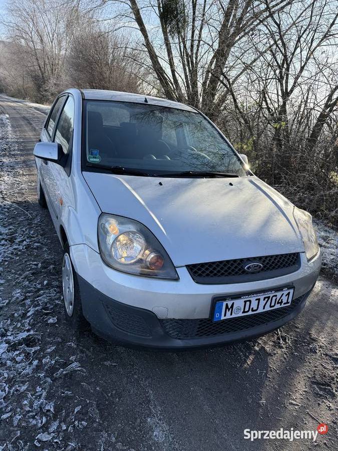 Ford Fiesta 2006 13 benzyna klima 85 przebiegu