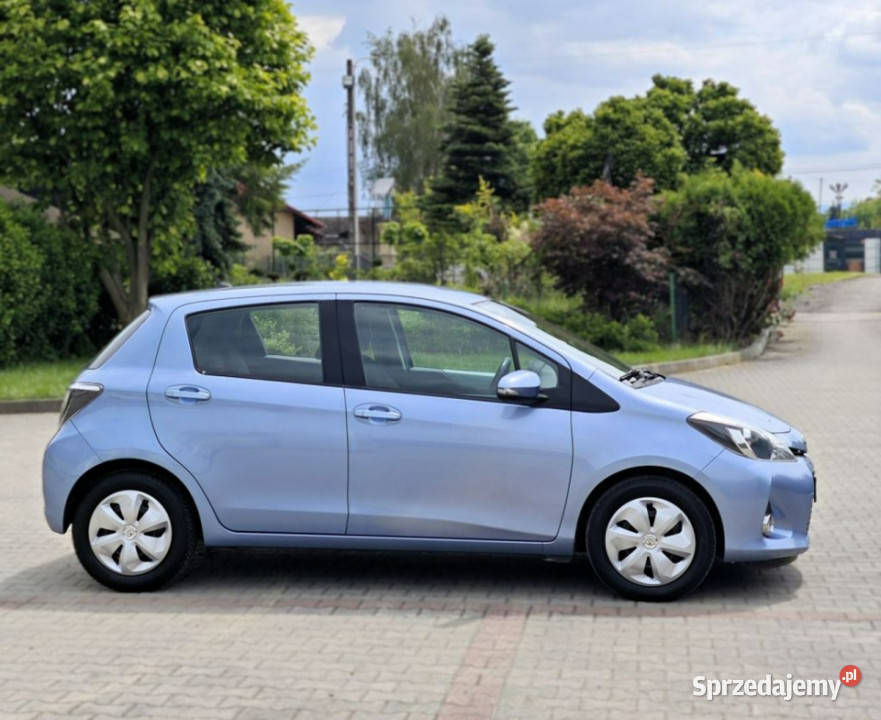 Toyota Yaris 13 Hybryda Kamera Navi A U T O M A Yaris małopolskie Nowy Sącz