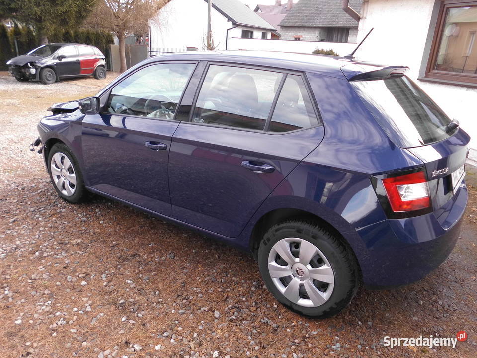 skoda fabia 201710b60 65000 uszkodzona Fabia