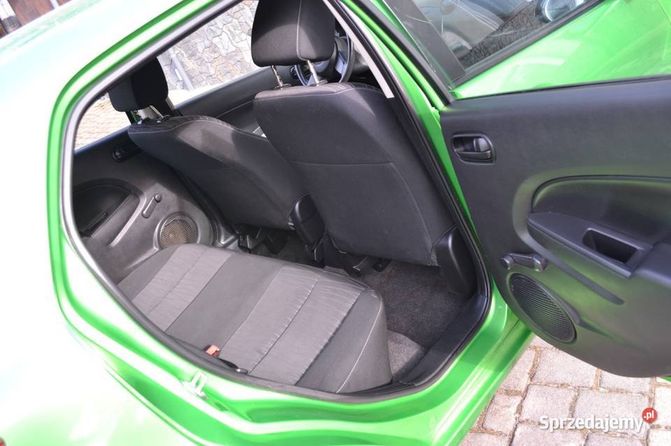 Mazda2 13B Sprowadzony opłacony super stan Nowa Słupia