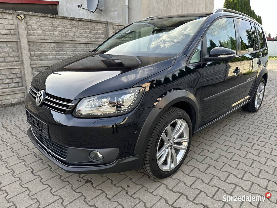 VW Touran Cross 20TDI 177 DSG Panorama 7 osób odtwarzacz DVD Nowy Świat