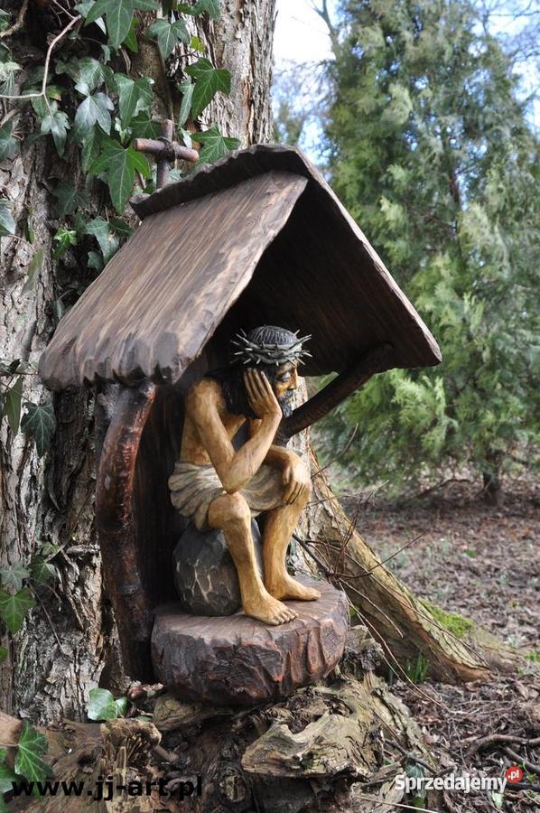 Kapliczka Chrystus Frasobliwy Rzeźba w drewnie Goleniów