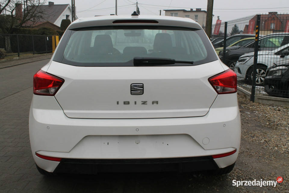 Seat Ibiza V 2017 biały Ostrów Wielkopolski