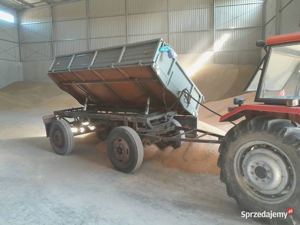 Przyczepa wywrotka na dwa siłowniki nieuszkodzony Przyczepy rolnicze łódzkie