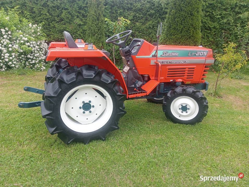 Ciągnik 4x4 Kubota 21 wspomaganie kierownicy Jasienica Rosielna