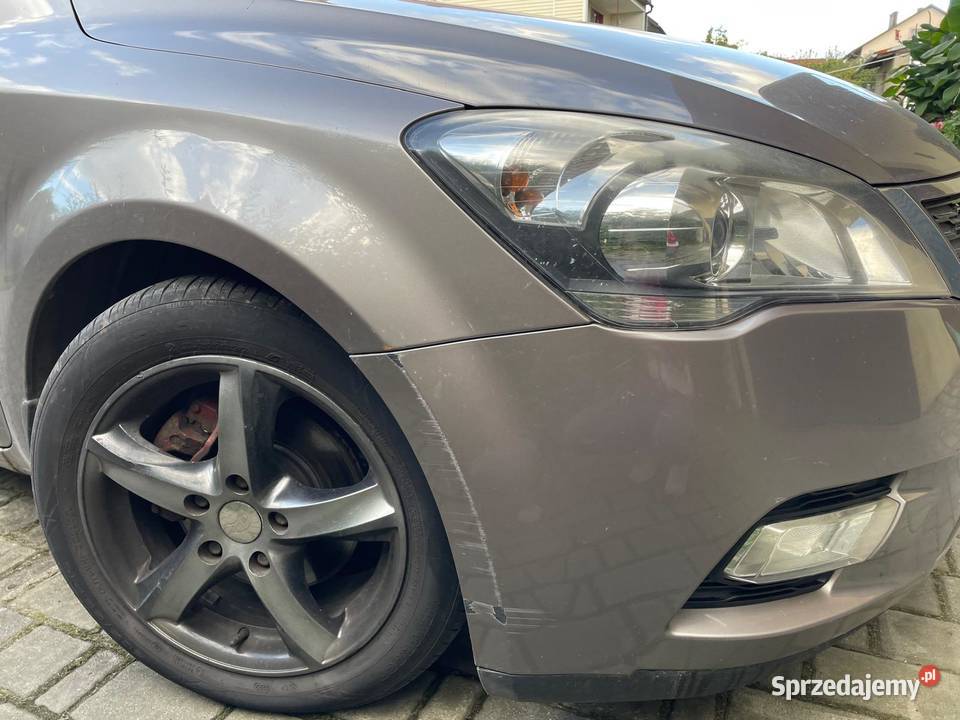 Kia ceed 16 crdi 115 ABS Zalas