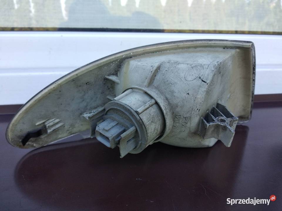 Ford Mondeo MK1 kierunkowskaz kierunek migacz łódzkie