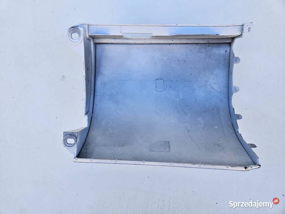 VW T5 LIFT MULTIVAN NAROŻNIK PRAWY ZDERZAKA TYŁ Międzychód
