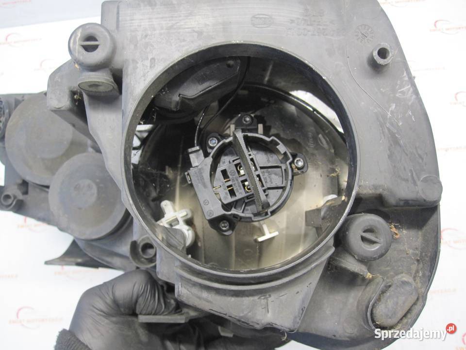 LAMPA LEWY PRZÓD LEWA PRZEDNIA VW GOLF VI 0813 osobowe Kielce sprzedam