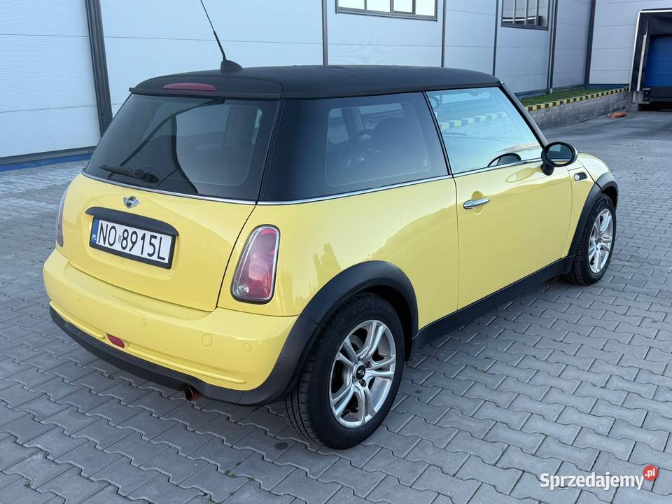 Mini One 16 benzyna 2004 r 144 000 Żółty Olsztyn
