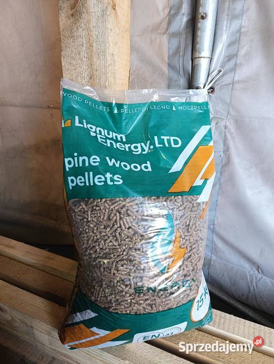 Pellet sosnowy workowany PECKA i LIGNUM En plus Bolesław