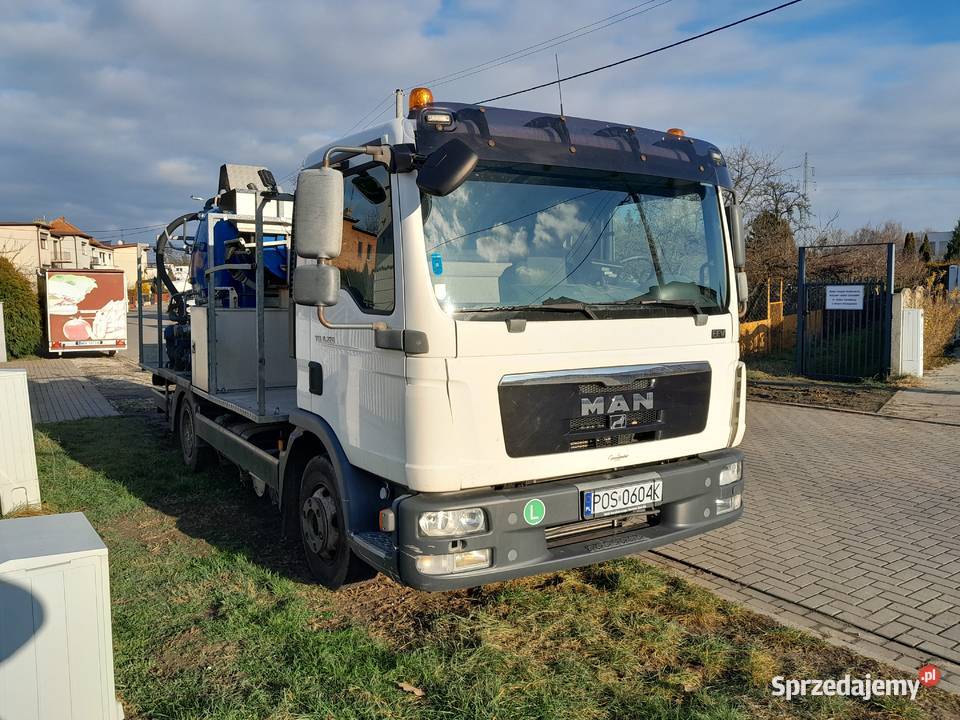 Samochód auto pojazd asenizacyjny Man TGL 8210