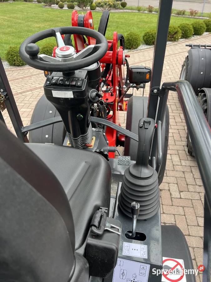 NOWA Mini ładowarka VILLATRAC W1160 z Perkins Zambrów
