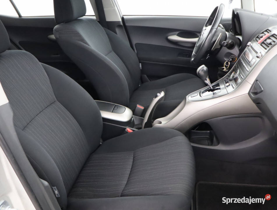 Toyota Auris 16 Dual VVTi