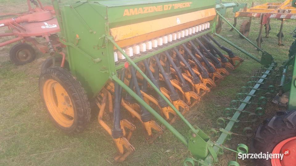 Siewnik AMAZONE D7 250 25m Rembów sprzedam