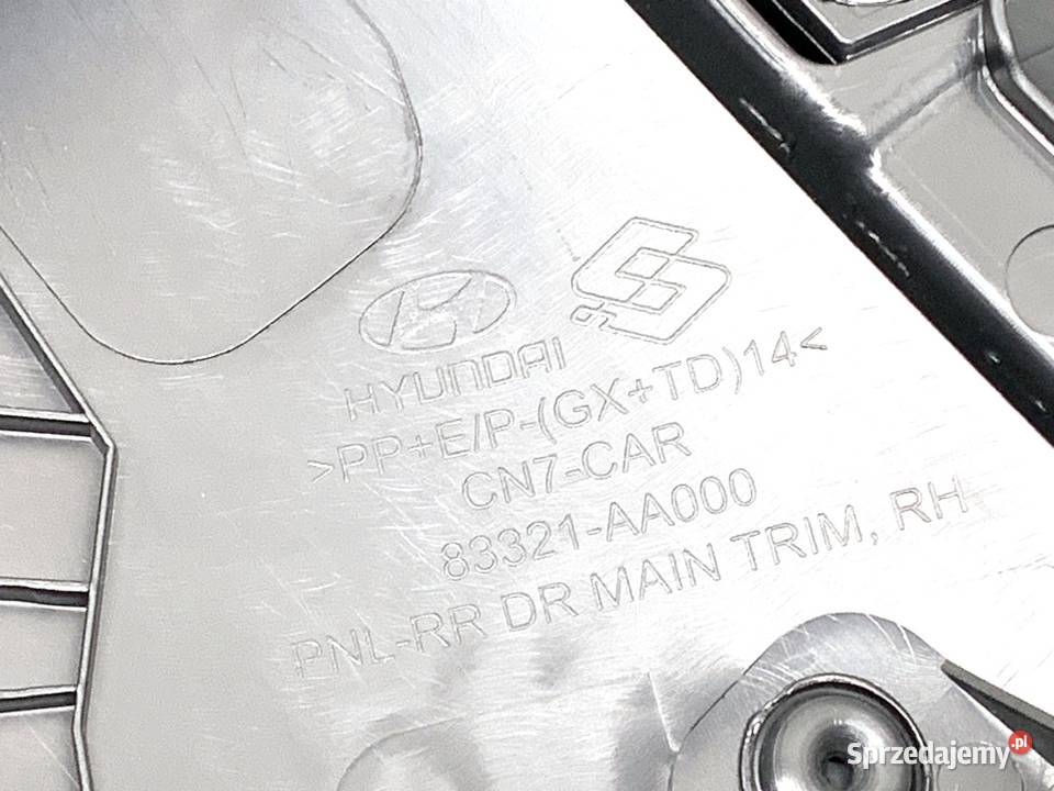 BOCZEK DRZWI PRAWY TYŁ HYUNDAI ELANTRA VII
