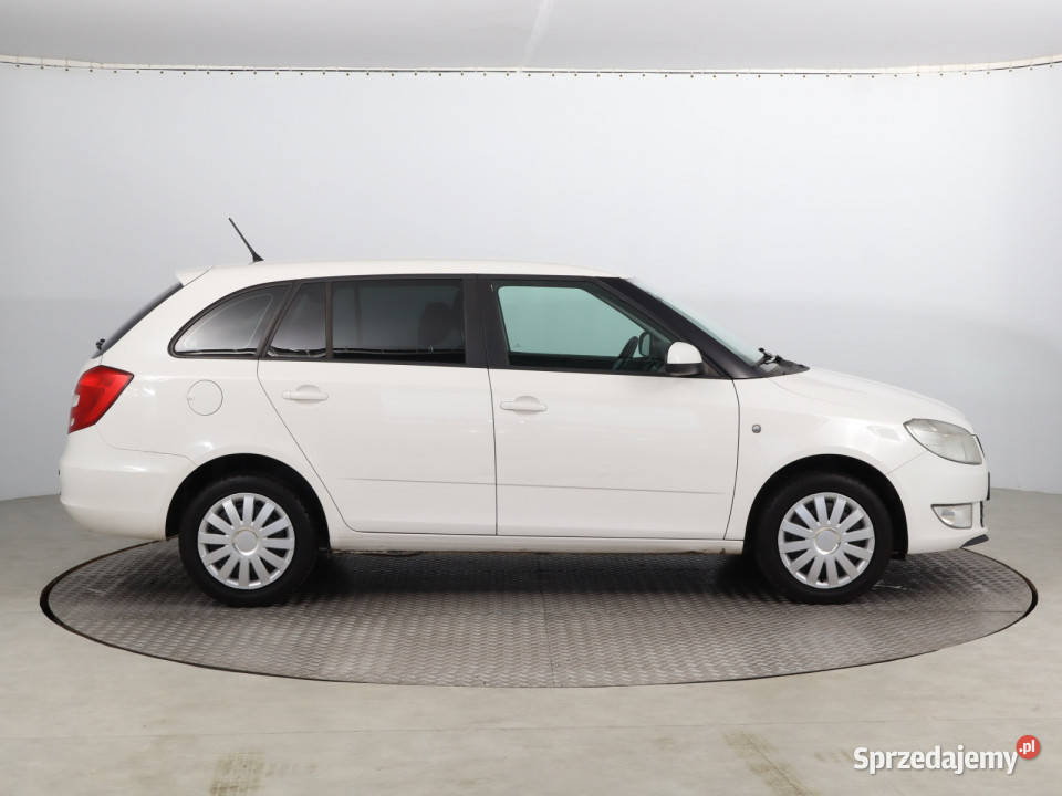 Skoda Fabia 12 12V Rok produkcji 2014