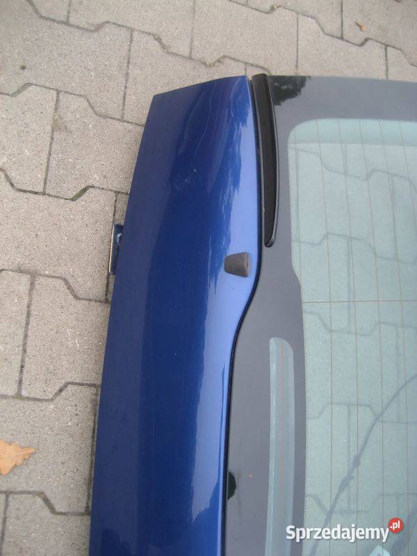volvo v50 04 12r klapa pokrywa bagażnika kod Rakoniewice