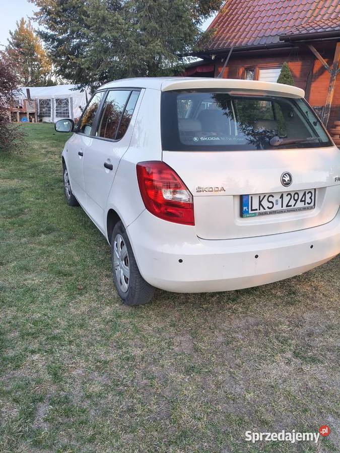Skoda Fabia II 2014 12 bezyna Świdnik