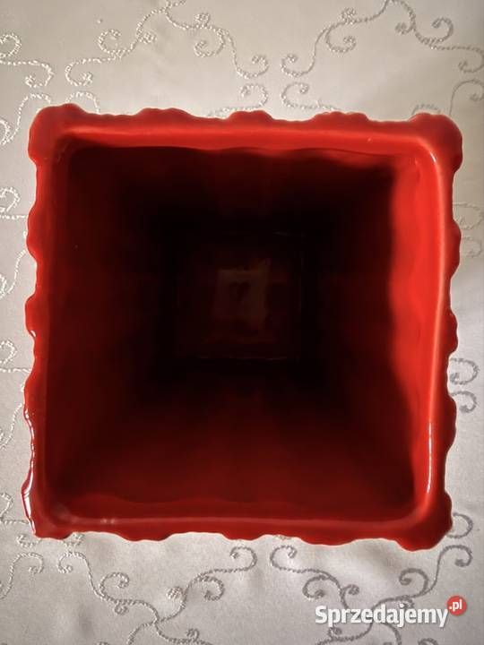 Wazon Ceramiczny Czerwony Sweterek z Guzikami Czerwionka-Leszczyny sprzedam